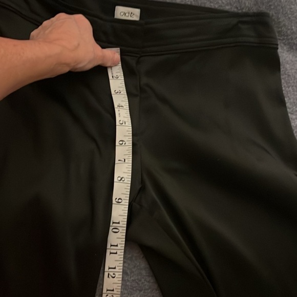 🔥Cach’e, Black SATIN FLARED TROUSERS w/VENTS, Excellent Condition, Size 10 Long - Picture 12 of 13
